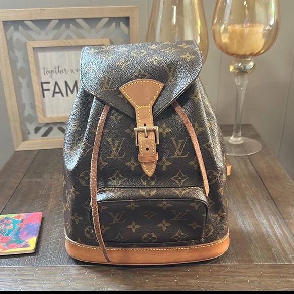 Louis Vuitton monogram montsouris mm bag only - Picture 1 of 17